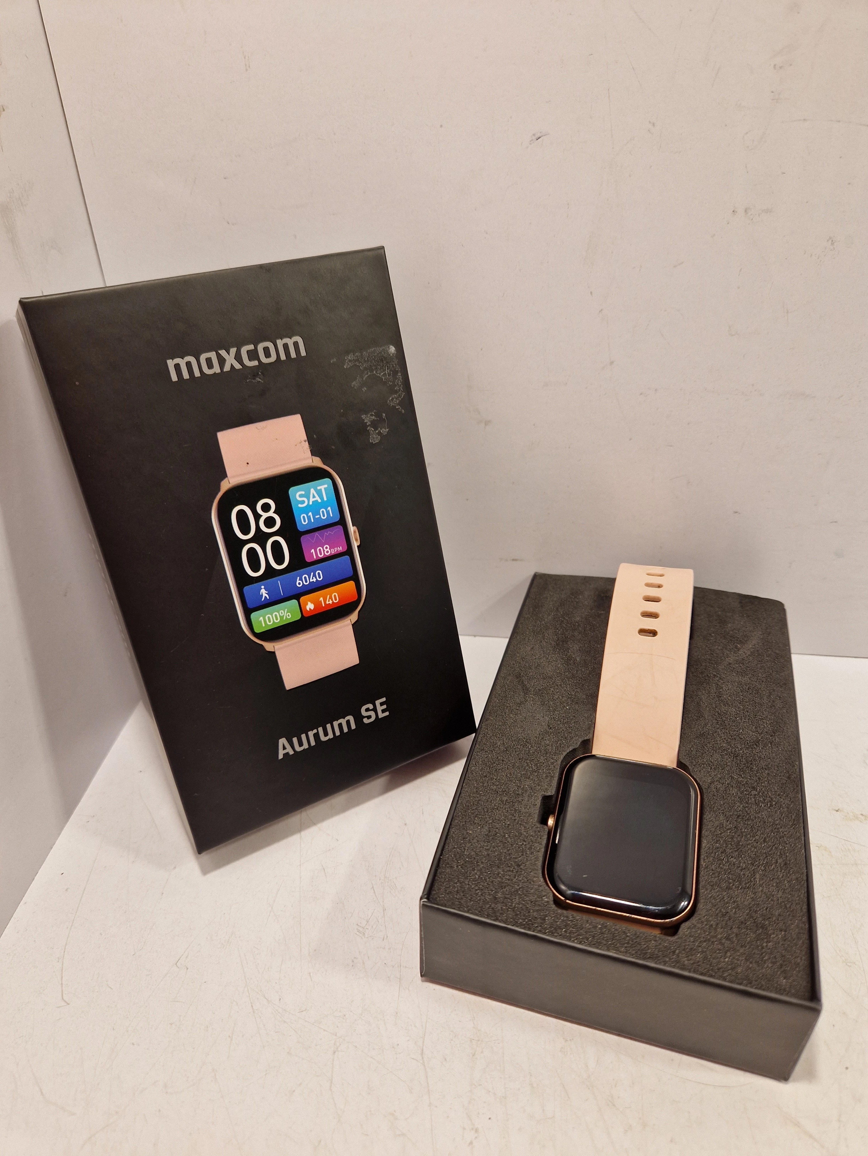 smartwatch-maxcom-aurum-se-wojska-polskiego-112-swiecie