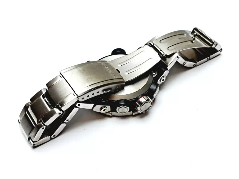 ZEGAREK CASIO G-SHOCK GST-B200-1AER CARBON CORE GUARD