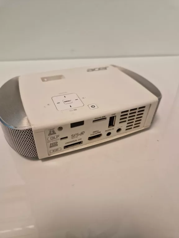 PROJEKTOR ACER K137 + OKABLOWANIE BRAK PILOTA