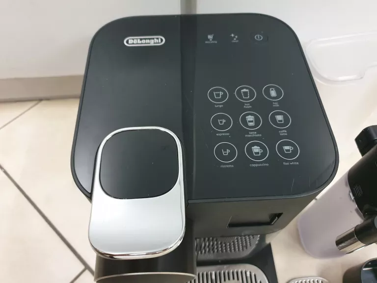 EKSPRES DELONGHI NESPRESSO GRAN LATTISSIMA EN650.B CZARNY KOMPLET