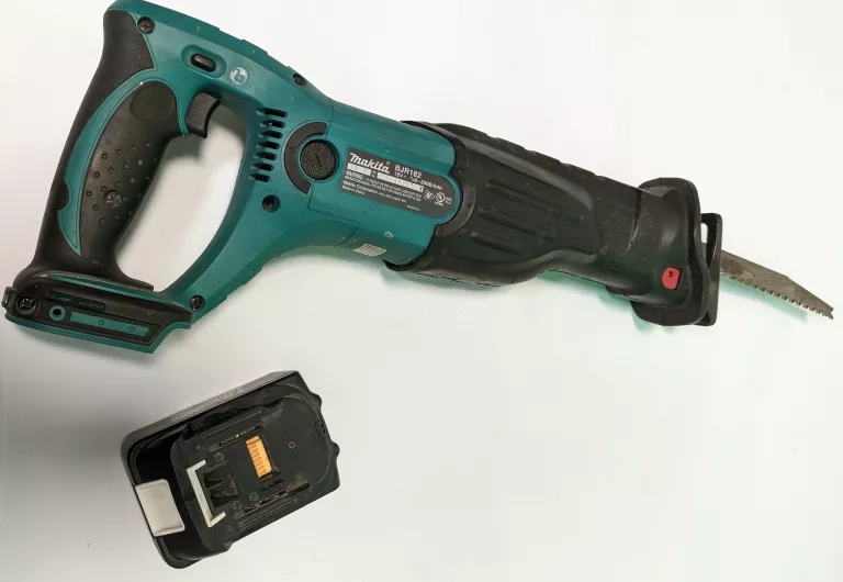 MAKITA BJR 182 PIŁA SZABLASTA LISI OGON AKUMLATOR