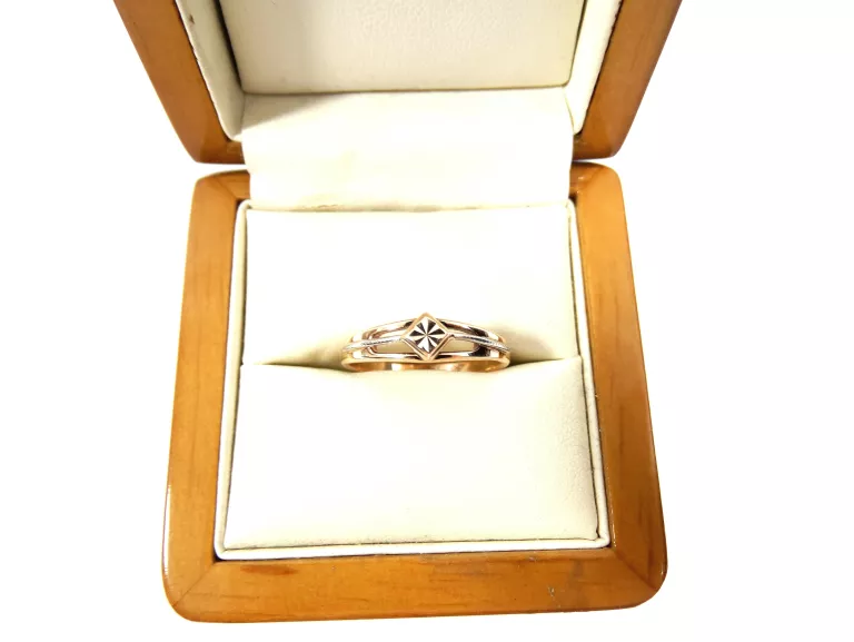 piekny-zloty-pierscionek-ze-zdobieniem-p585-237g-grunwaldzka-25-elblag