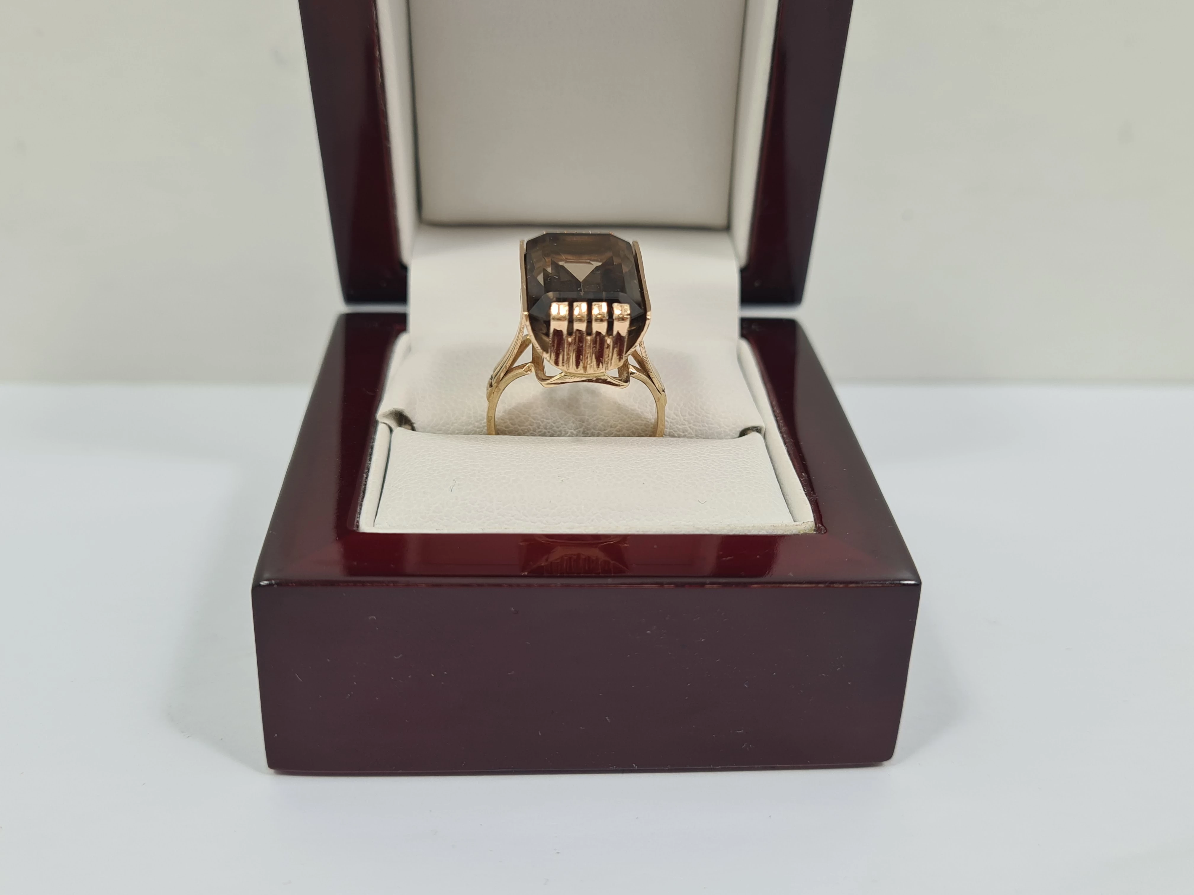 wyjatkowy-zloty-pierscionek-z-kamieniem-585-14k-745g-r15-14x11mm-rodzaj-wyrob-jubilerski