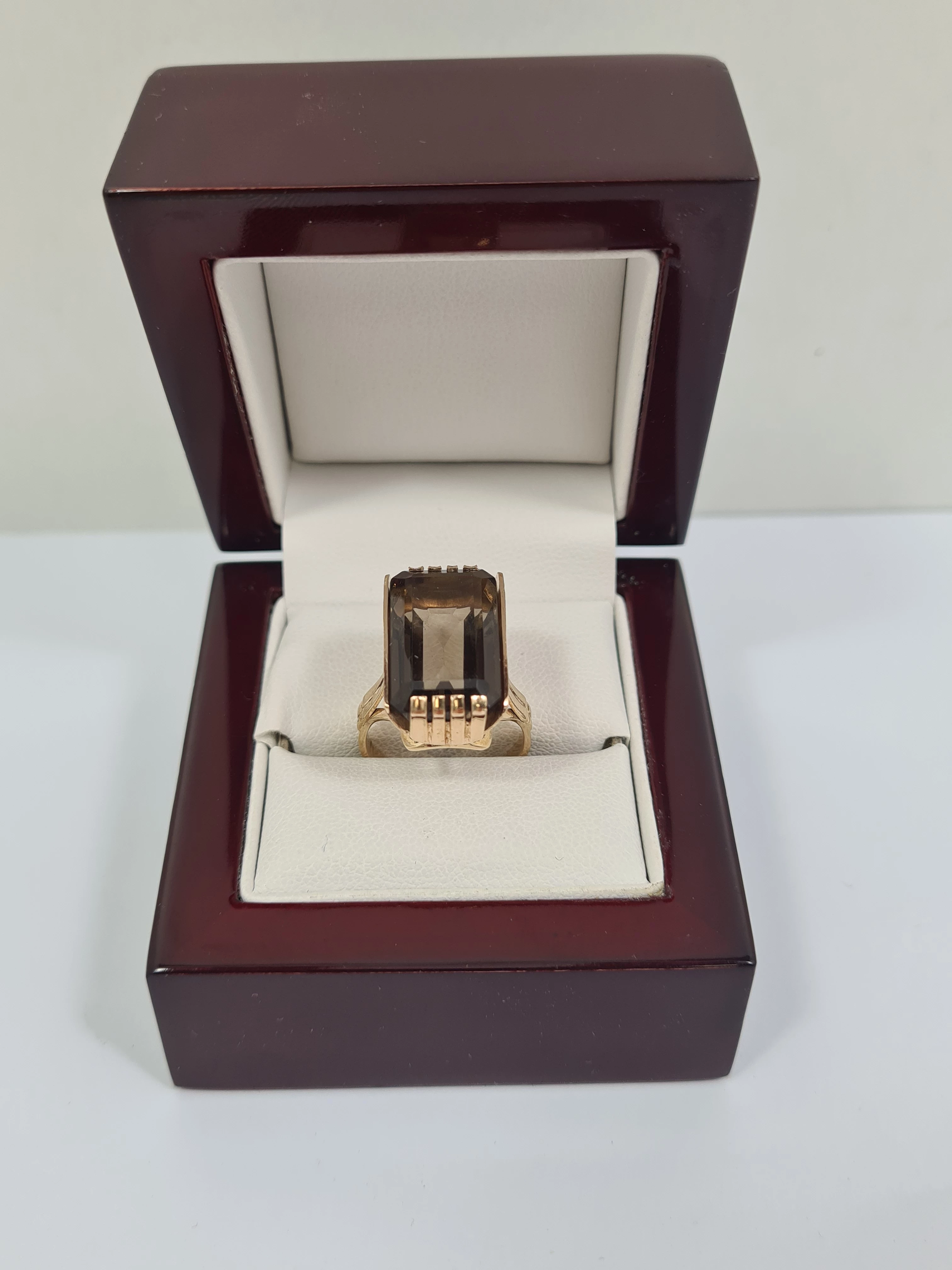 wyjatkowy-zloty-pierscionek-z-kamieniem-585-14k-745g-r15-14x11mm-marka-bez-marki