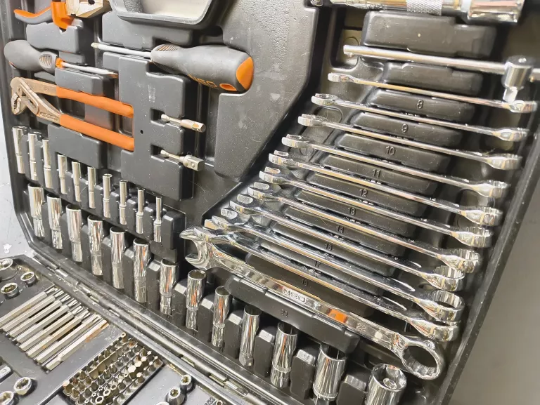 zestaw-kluczy-neo-tools-233-pcs-ean-gtin-0784583064030