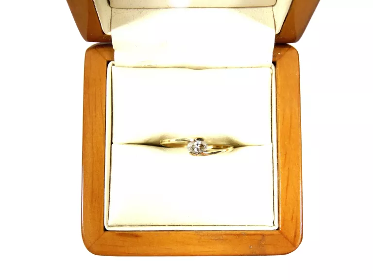 piekny-zloty-pierscionek-z-cyrkonia-p585-148g-grunwaldzka-25-elblag