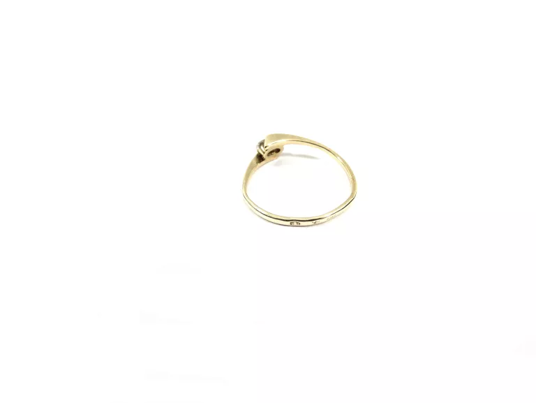 piekny-zloty-pierscionek-z-cyrkonia-p585-148g-material-15835-2