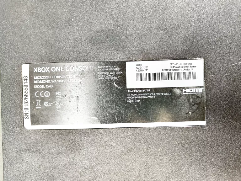 KONSOLA MICROSOFT XBOX ONE 1540 500GB OKABLOWANIE/ BRAK PADA W ZESTAWIE