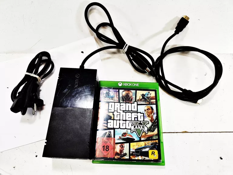 KONSOLA MICROSOFT XBOX ONE 1540 500GB OKABLOWANIE/ BRAK PADA W ZESTAWIE