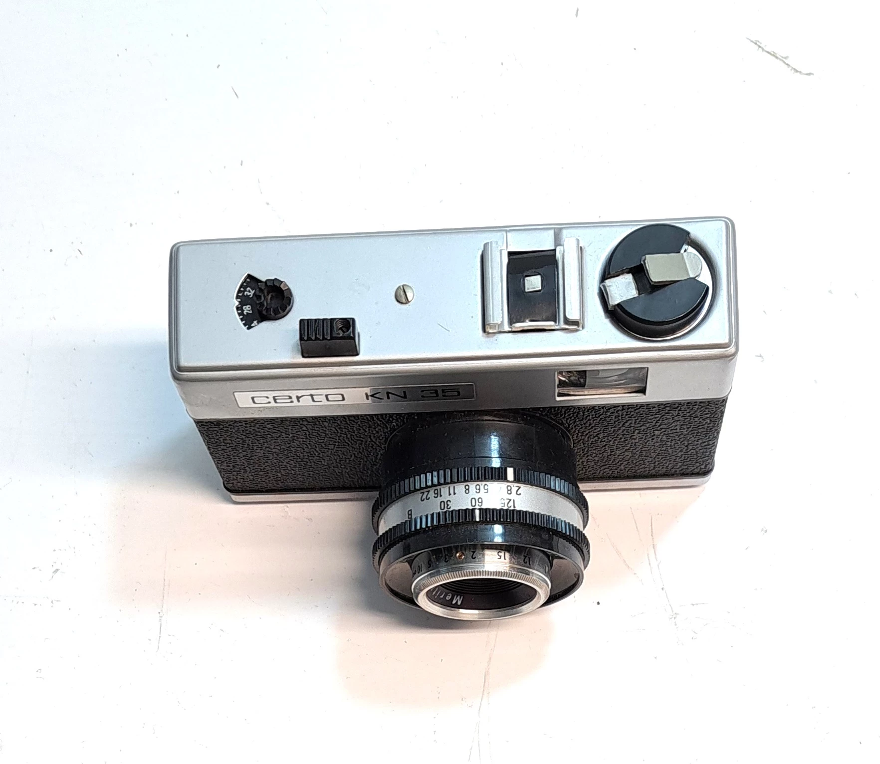 aparat-fotograficzny-certo-kn-35-futeral-batalionow-chlopskich-19-katowice