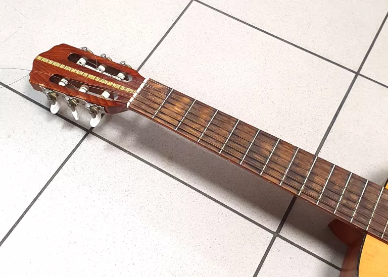 gitara-klasyczna-musima-classic-kod-producenta-1234