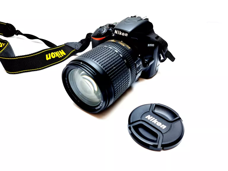 APARAT NIKON D3500 +OBIEKTYW NIKKOR AF-S DX 18-140MM F/3,5-5,6G ED VR 1966