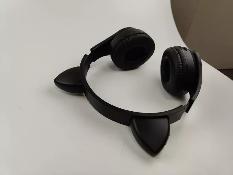 sluchawki-bezprzewodowe-bt-b39-czarne-stan-uzywany