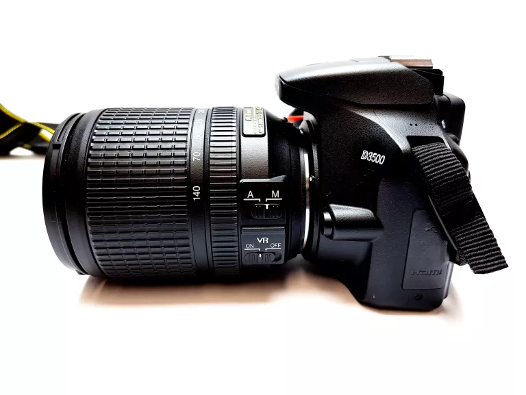 APARAT NIKON D3500 +OBIEKTYW NIKKOR AF-S DX 18-140MM F/3,5-5,6G ED VR 1966