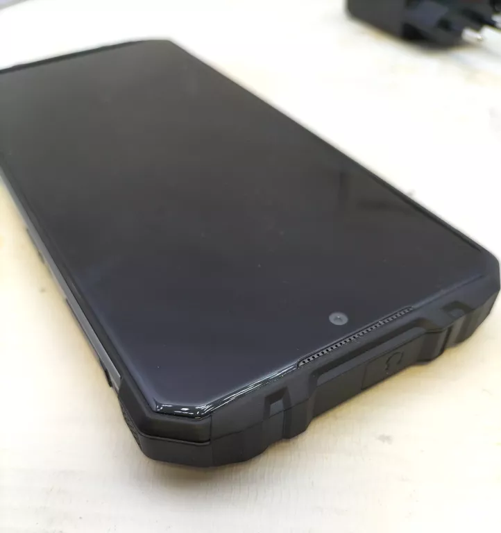 TELEFON KRUGER MATZ DRIVE 9 64GB KOMPLET