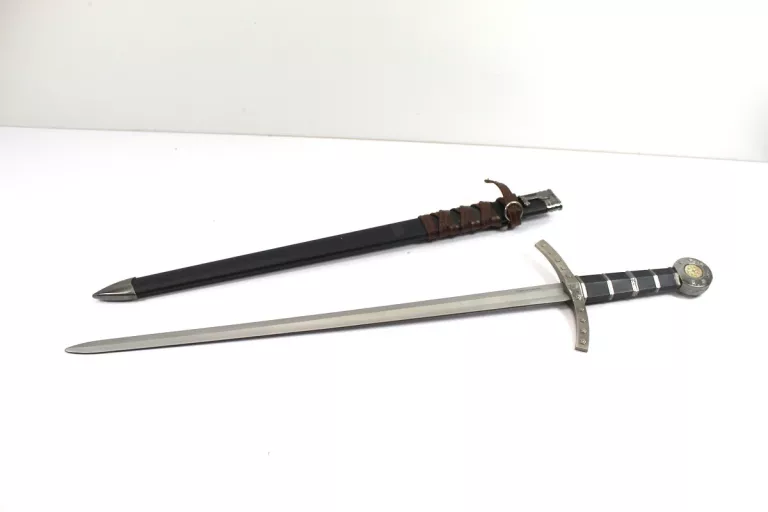 KRÓTKI MIECZ TEMPLARIUSZY DUŻY SZTYLET Z POCHWĄ TX1063-230A 58CM