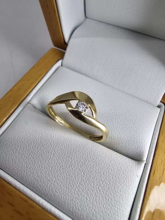 zloty-pierscionek-585-154g-z-cyrkonia-mickiewicza-2a13-jaworzyna-slaska