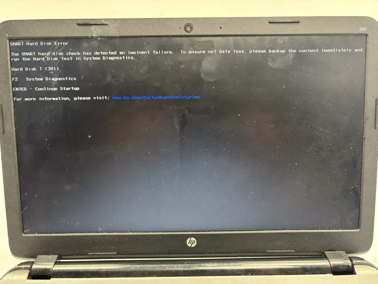 laptop-hp-250g3-i3-4005-5004gb-nie-dziala-bateria-przekatna-ekranu-1560