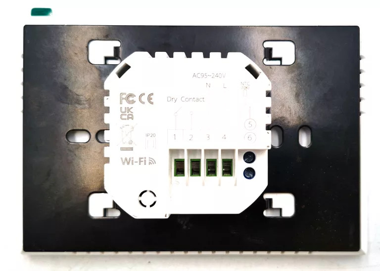 INTELIGENTNY TERMOSTAT BHT-8000-GCLW