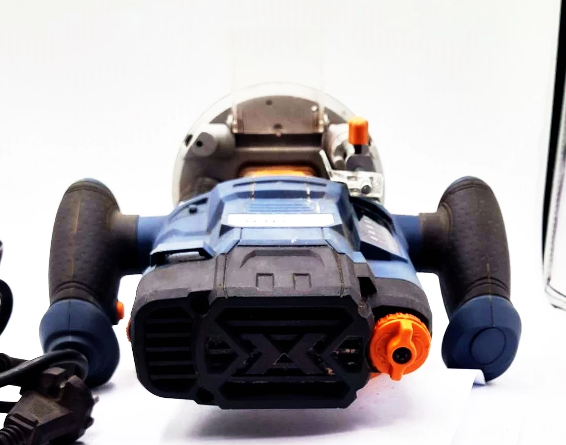 frezarka-gornowrzecionowa-dexter-pc1300rt-1300w-prowadnica-maksymalna-glebokosc-frezowania-55