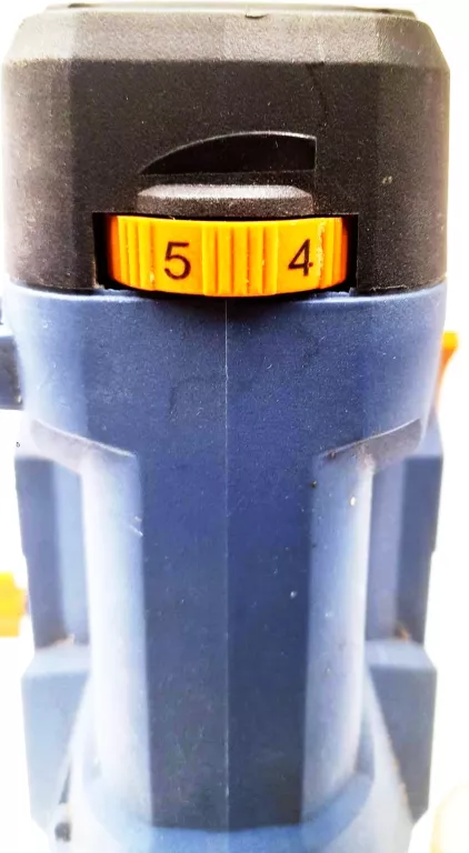 frezarka-gornowrzecionowa-dexter-pc1300rt-1300w-prowadnica-maksymalna-liczba-obrotow-bez-obciazenia-30000