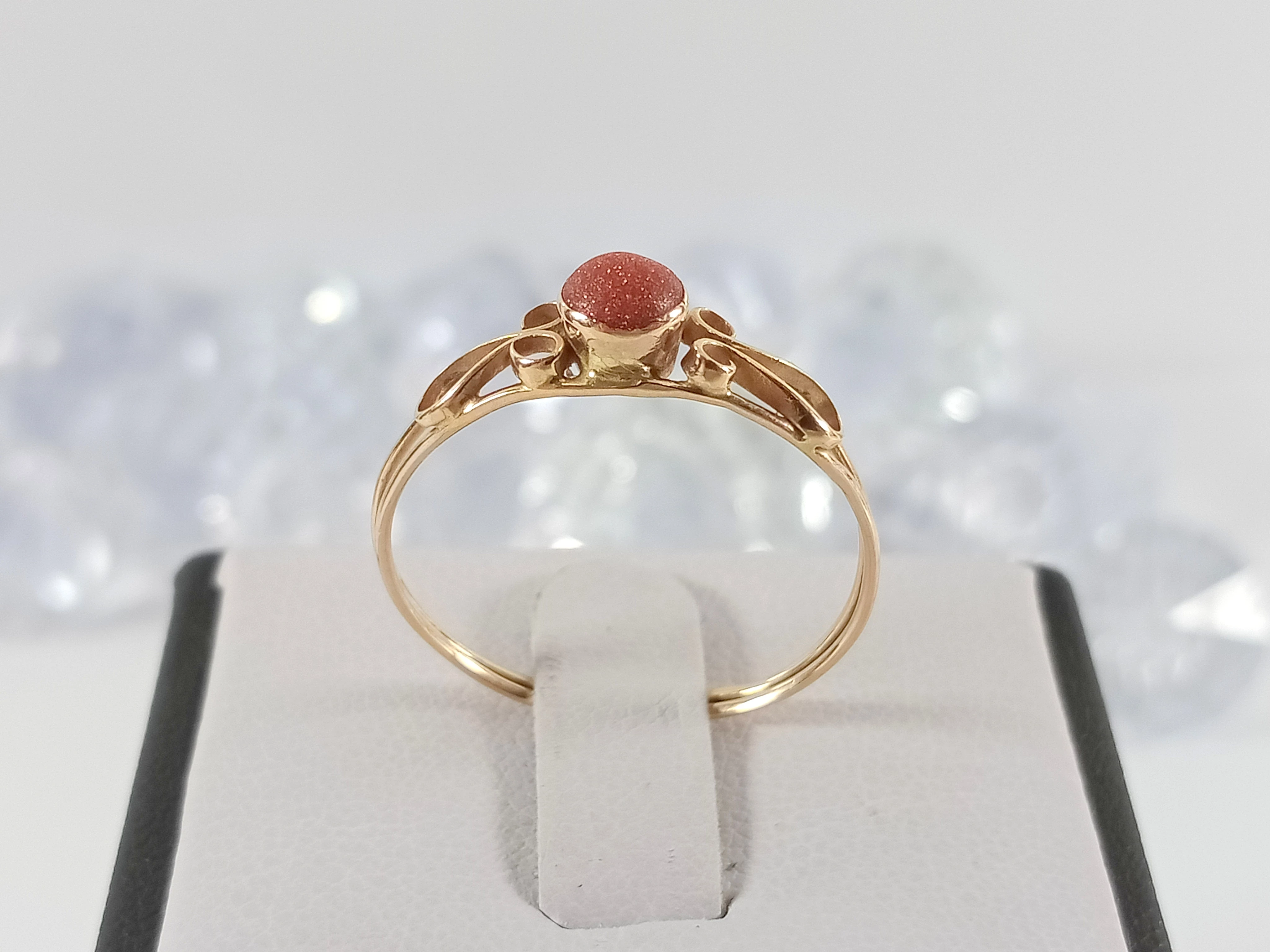 klasyczny-zloty-pierscionek-z-kamieniem-piasek-pustyni-585-147g-24r-stan-11323-2