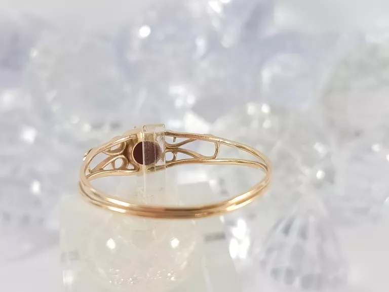 klasyczny-zloty-pierscionek-z-kamieniem-piasek-pustyni-585-147g-24r-kolor-dominujacy-205826-225106