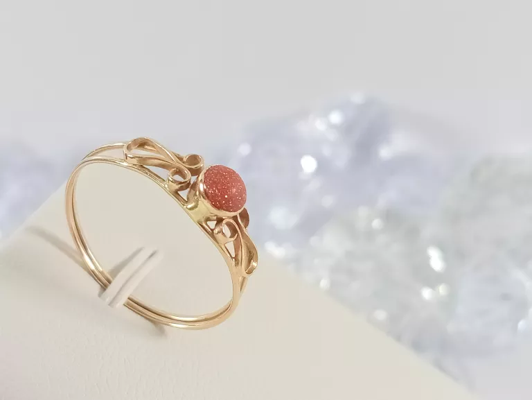 klasyczny-zloty-pierscionek-z-kamieniem-piasek-pustyni-585-147g-24r-kamien-17088-128