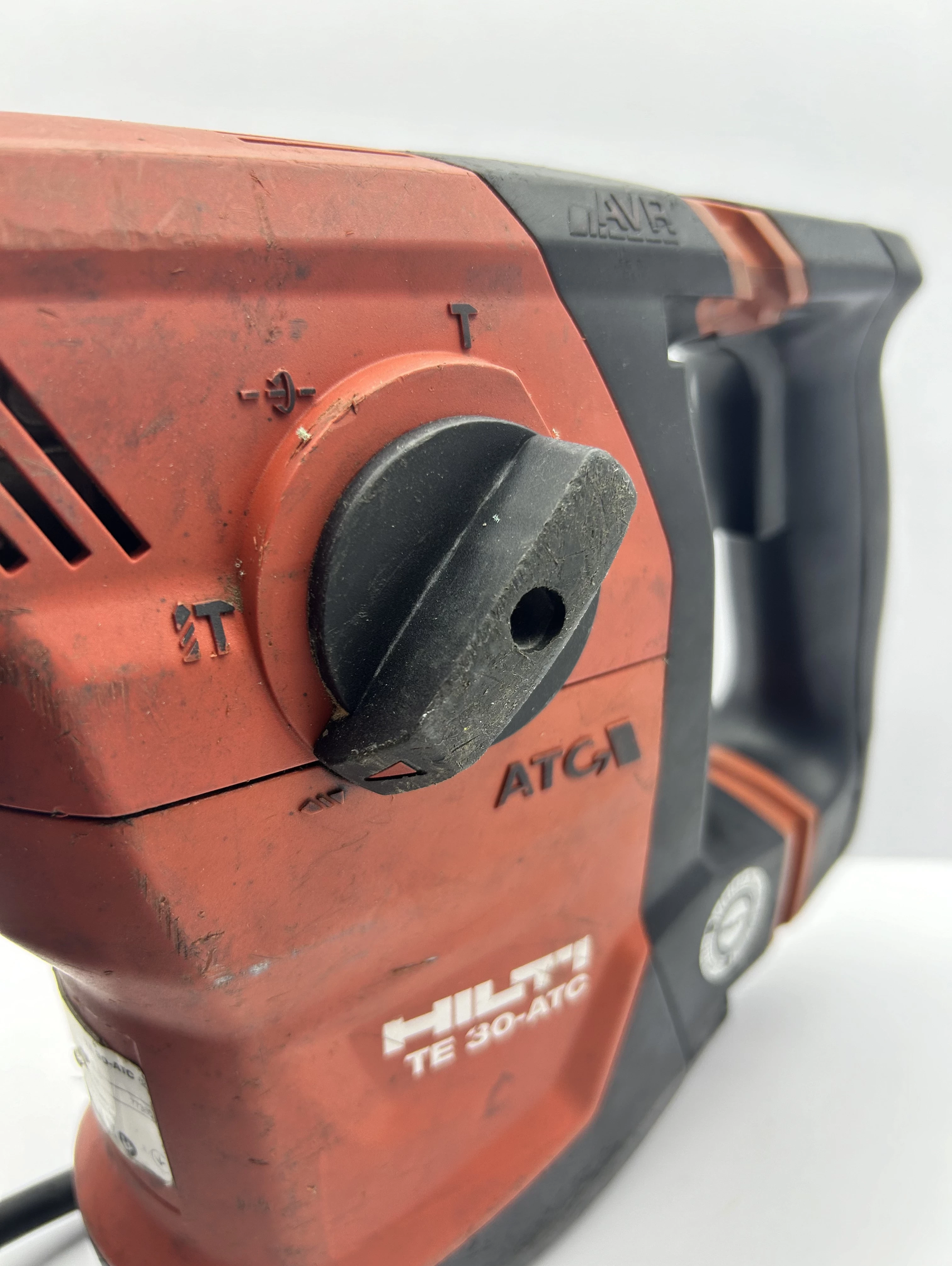 mlotowiertarka-hilti-te-30-atc-1010w-ean-gtin-7613024067749