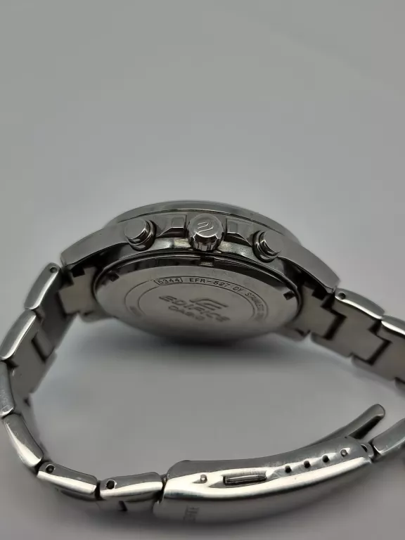 zegarek-casio-edifice-efr-527-ksztalt-koperty-okragla