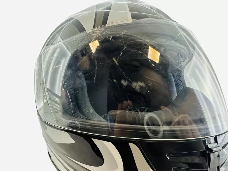 UŻYWANY KASK MOTOCYKLOWY MOTOWELL