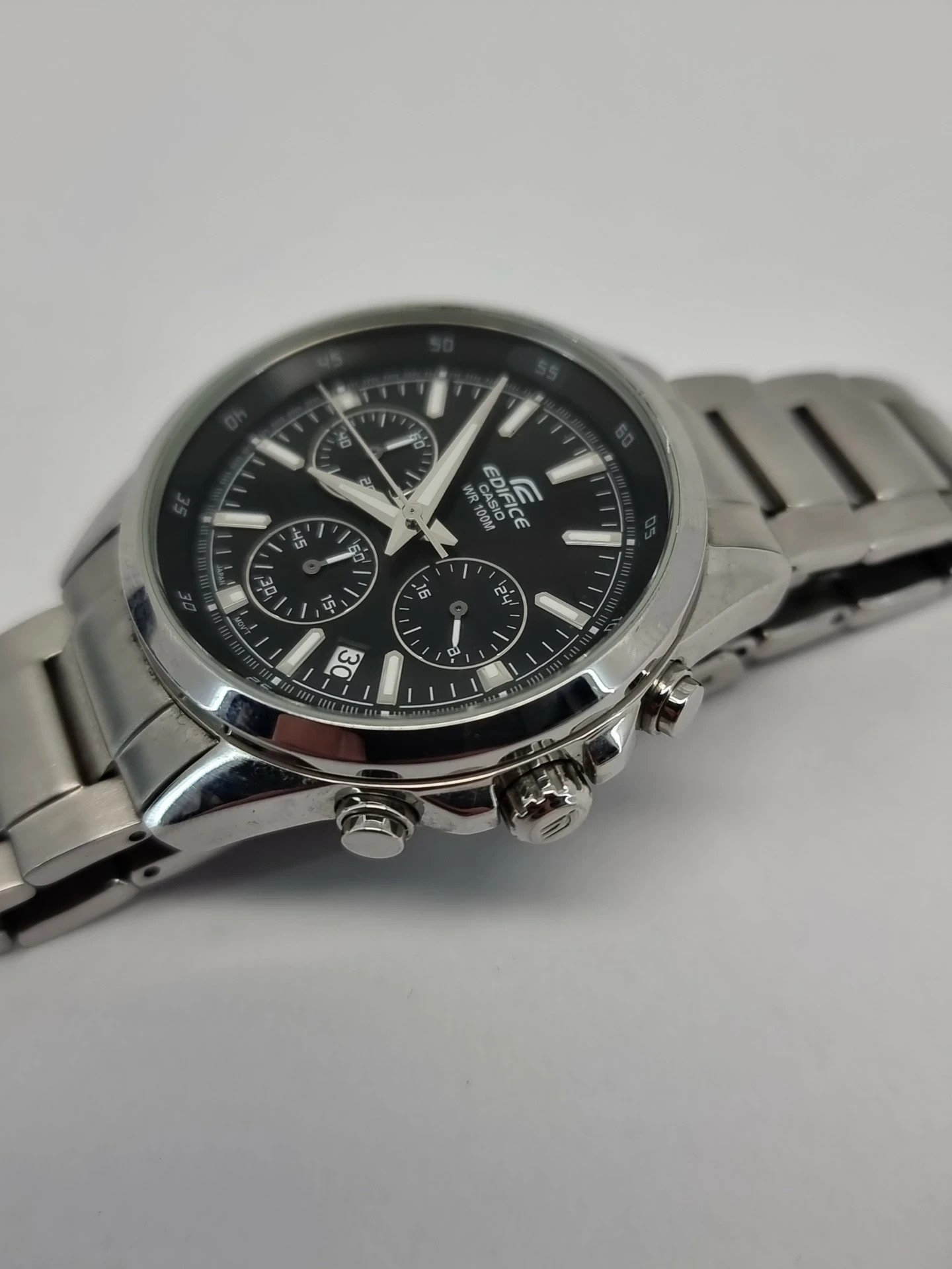 zegarek-casio-edifice-efr-527-material-paska-stal