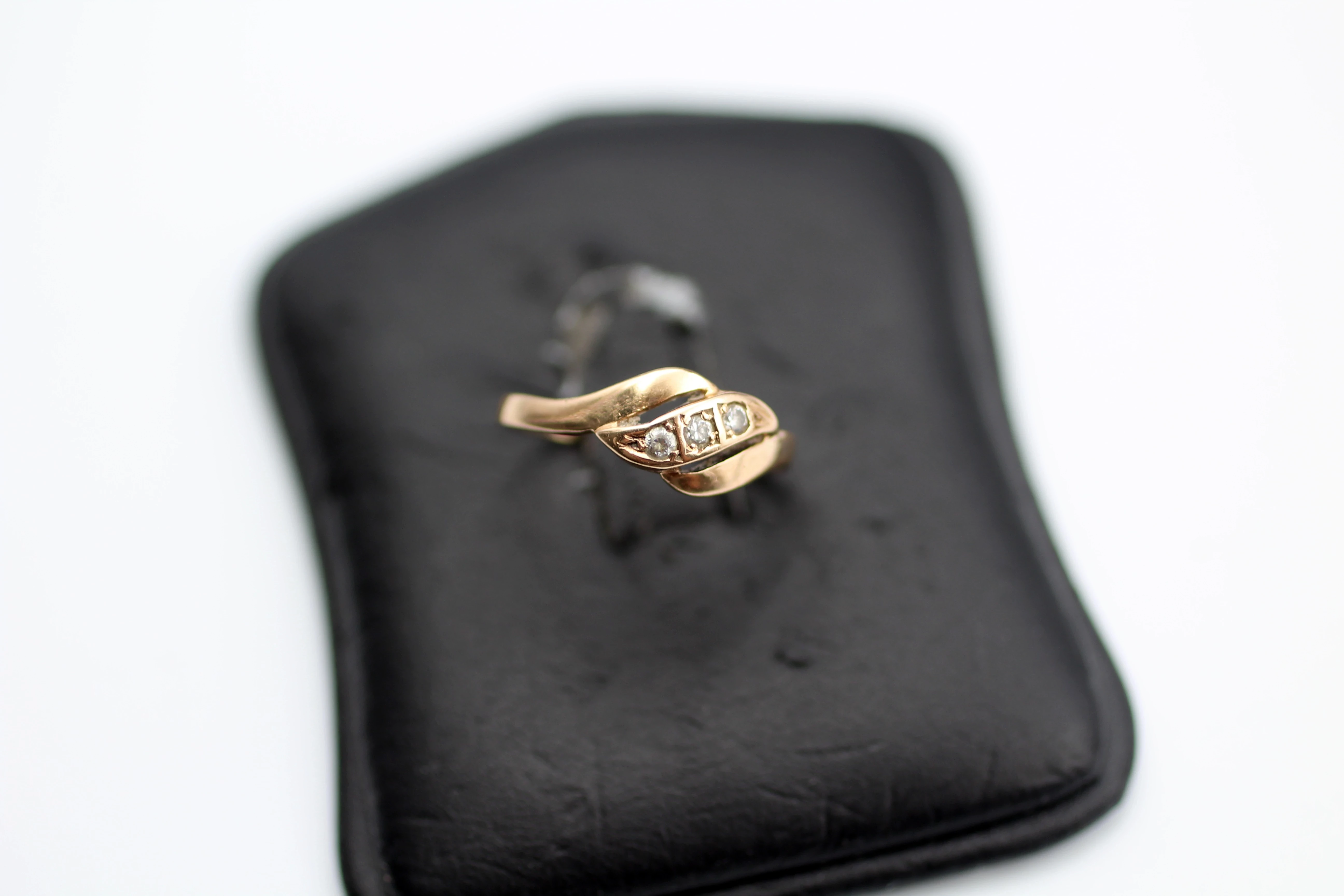 zloty-pierscionek-cyrkonie-p585-r14-w-161g-rodzaj-2205-2