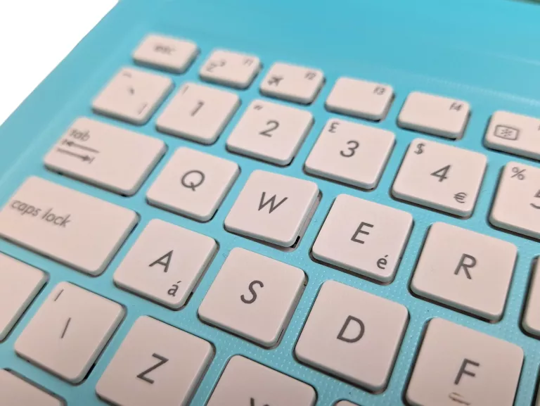 laptop-asus-r541u-4-gb-156-1-tb-blekitny-rodzaj-karty-graficznej-1234-1