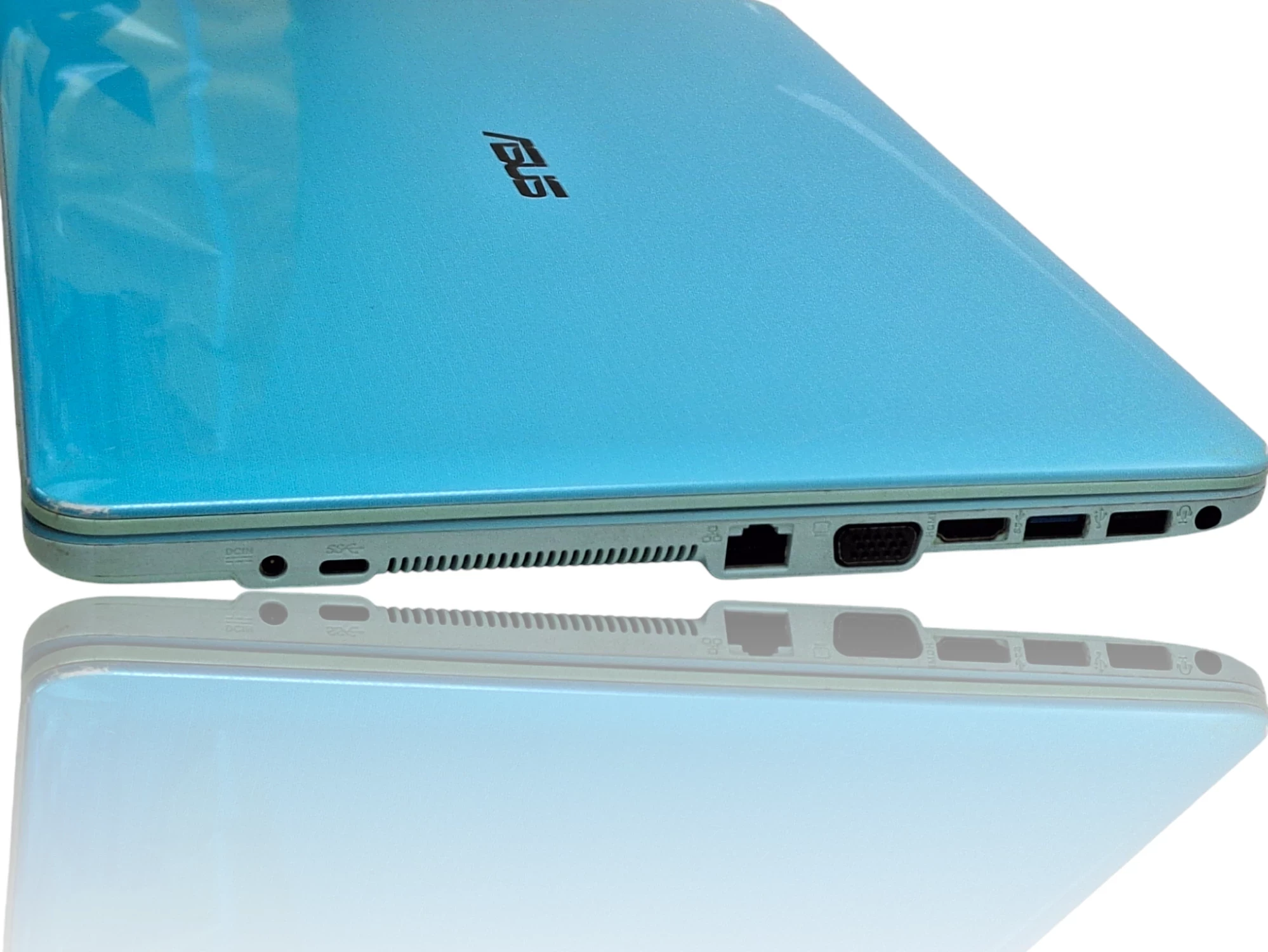 laptop-asus-r541u-4-gb-156-1-tb-blekitny-przekatna-ekranu-1560