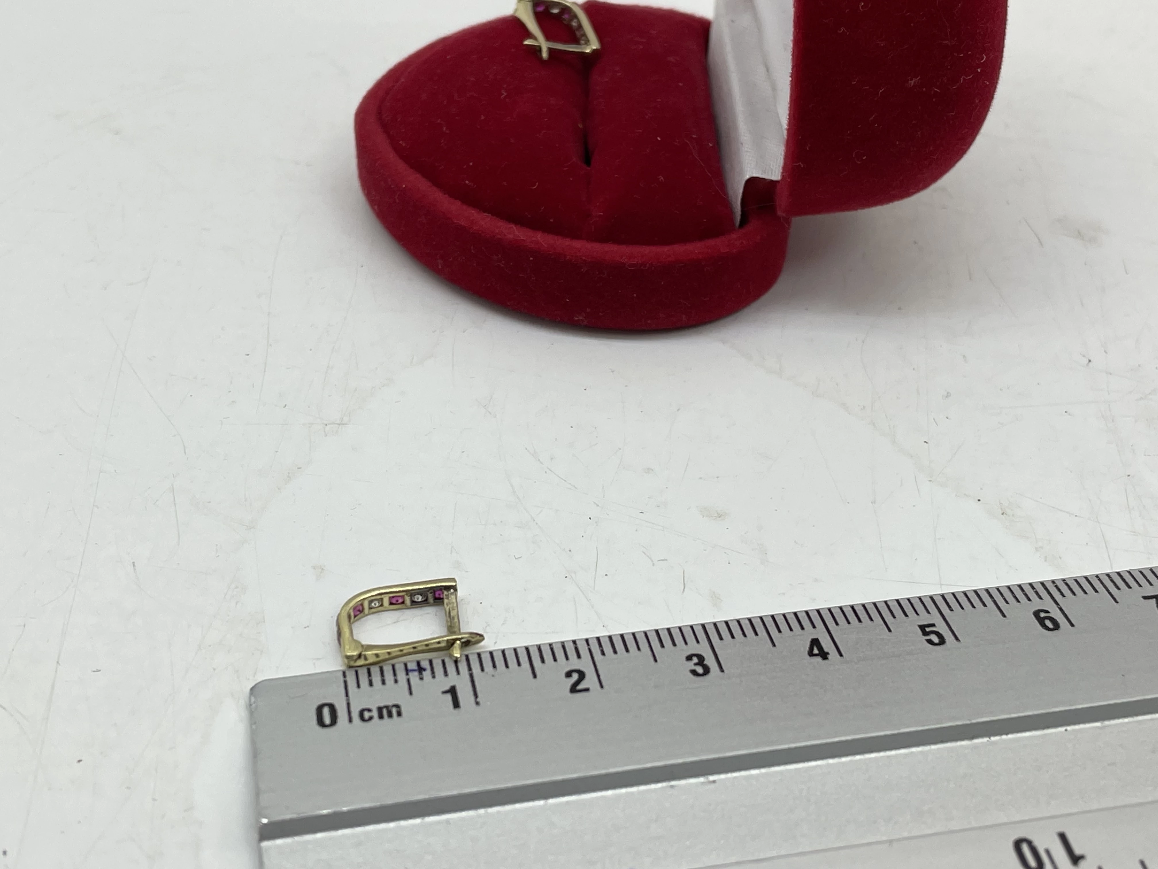 delikatne-zlote-kolczyki-076g-p333-stan-uzywany