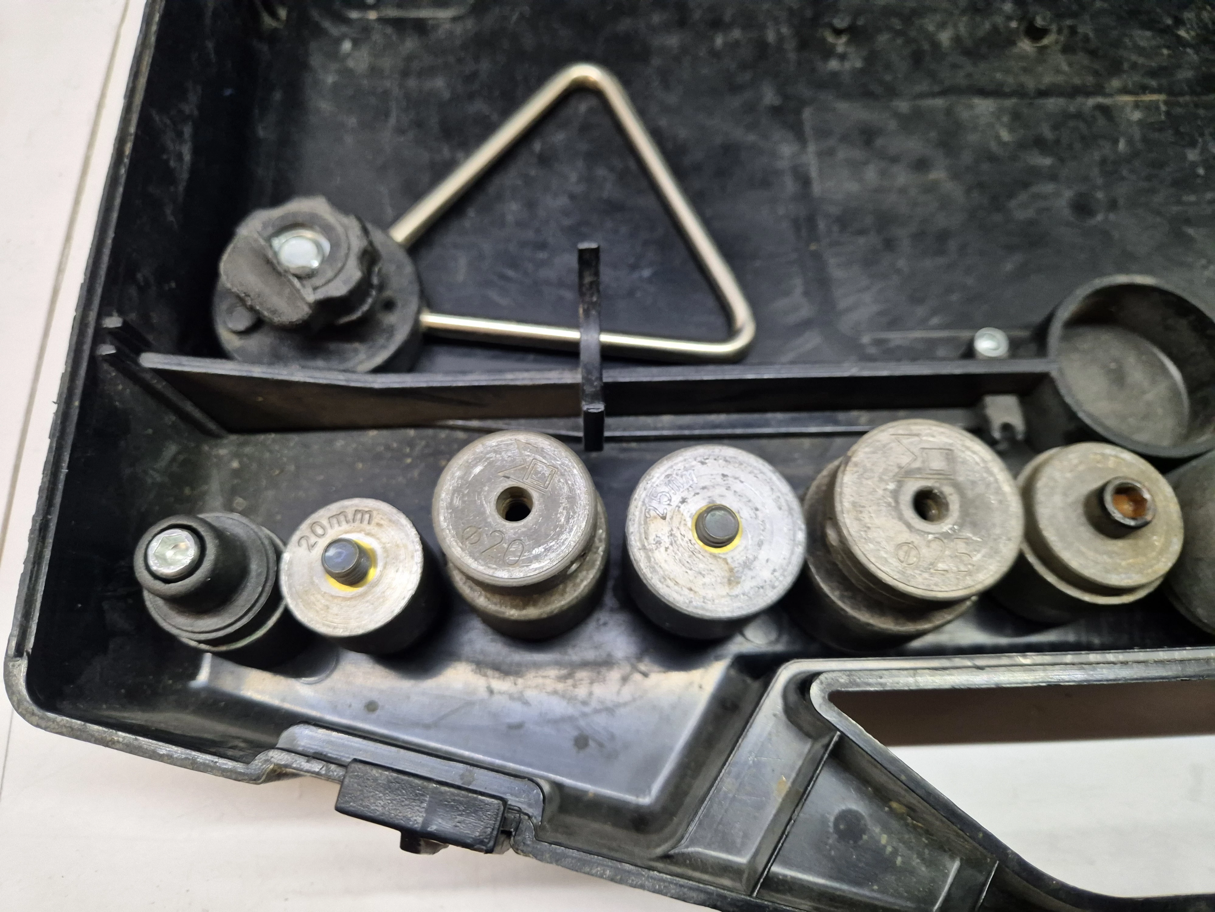 zgrzewarka-do-rur-sigma-li-www14-1400w-waga-urzadzenia-150