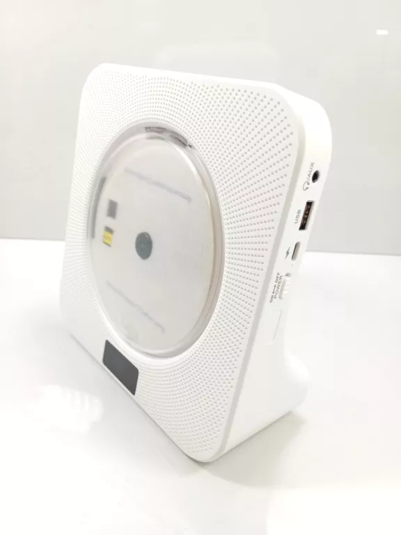 PRZENOŚNY ODTWARZACZ CD Z BATERIĄ AUX USB FM LCD