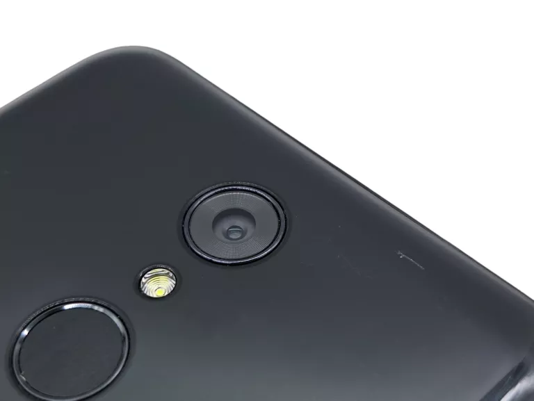 TELEFON LG Q7 3/32 GB 5,5" 3000 MAH NFC