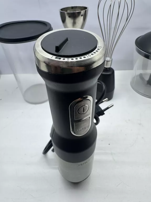 DUKA BOJE 850W BLENDER RĘCZNY Z AKCESORIAMI CZARNY