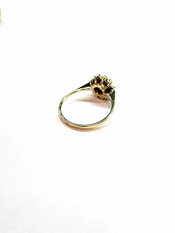 piekny-zloty-pierscionek-z-cyrkoniami-585-243g-r15-ean-gtin-5900025448069