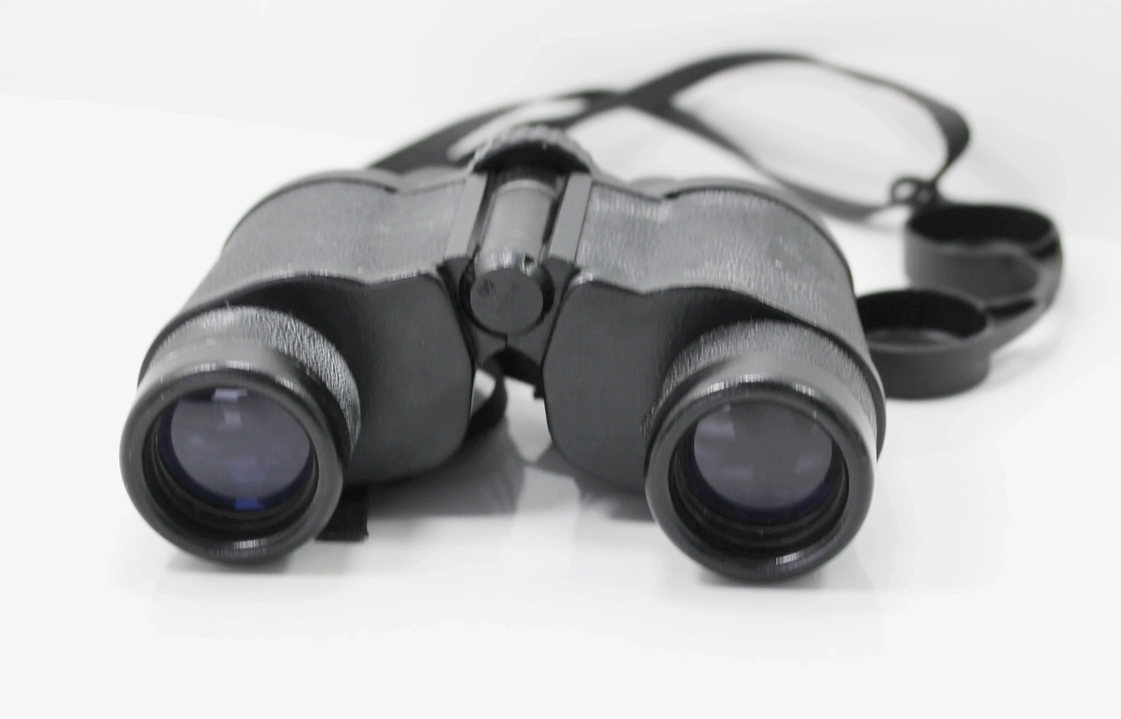 lornetka-sotem-7x35-marka-inna