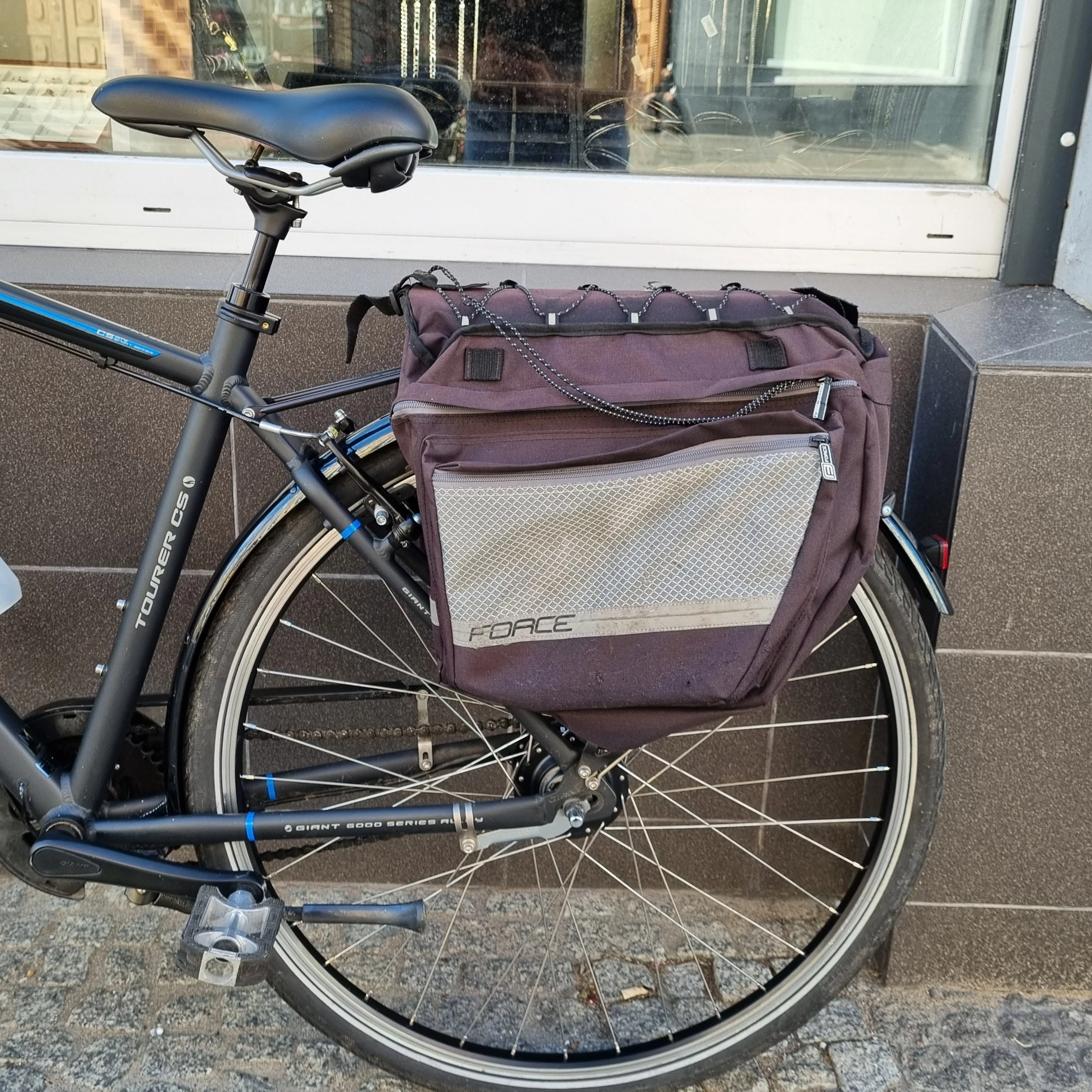 rower-trekkingowy-giant-tourer-cs1-kola-28-stan-11323-2