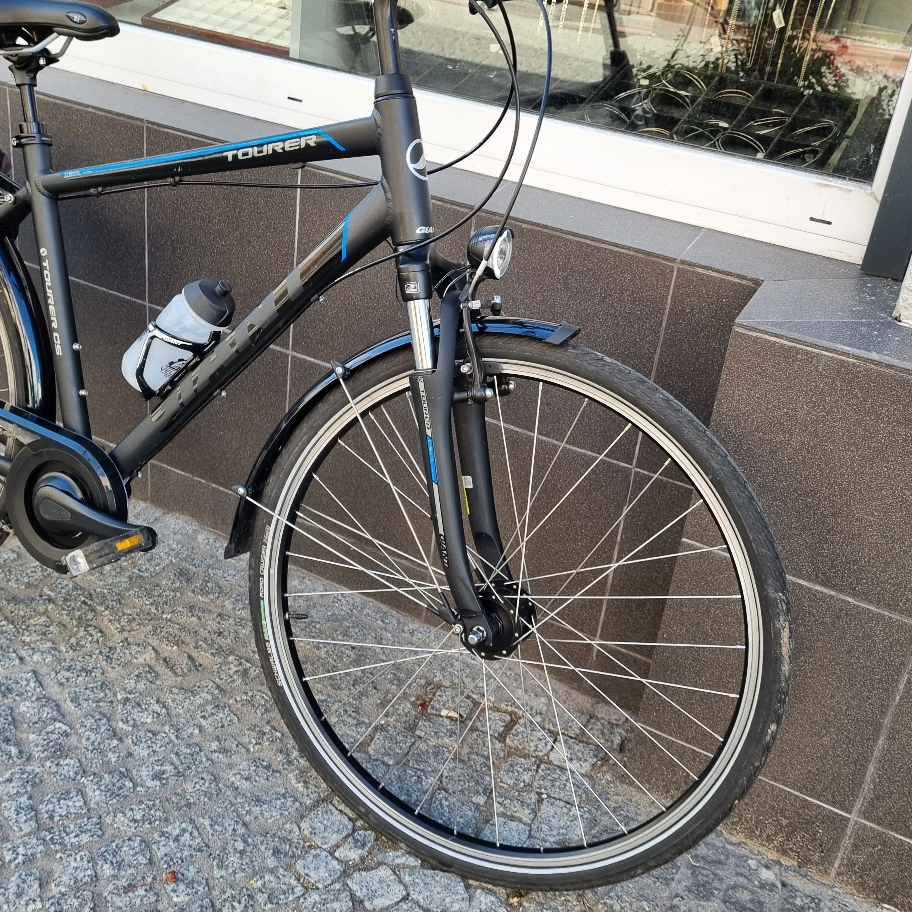 rower-trekkingowy-giant-tourer-cs1-kola-28-plec-130411-2