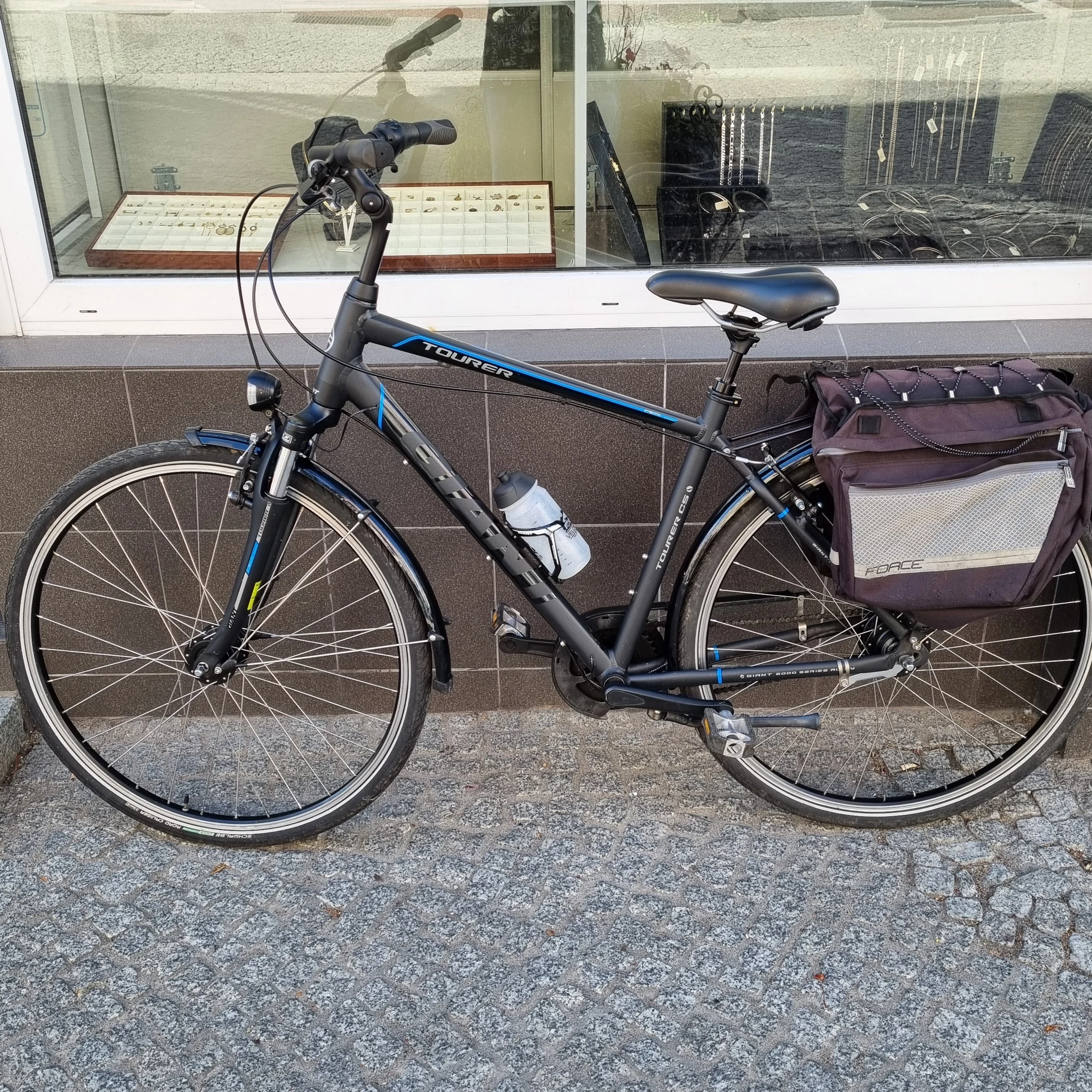 rower-trekkingowy-giant-tourer-cs1-kola-28-sniadeckich-11-znin