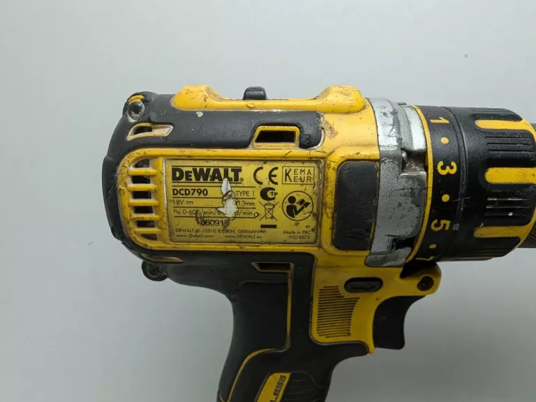 WKRĘTARKA DEWALT DCD 790