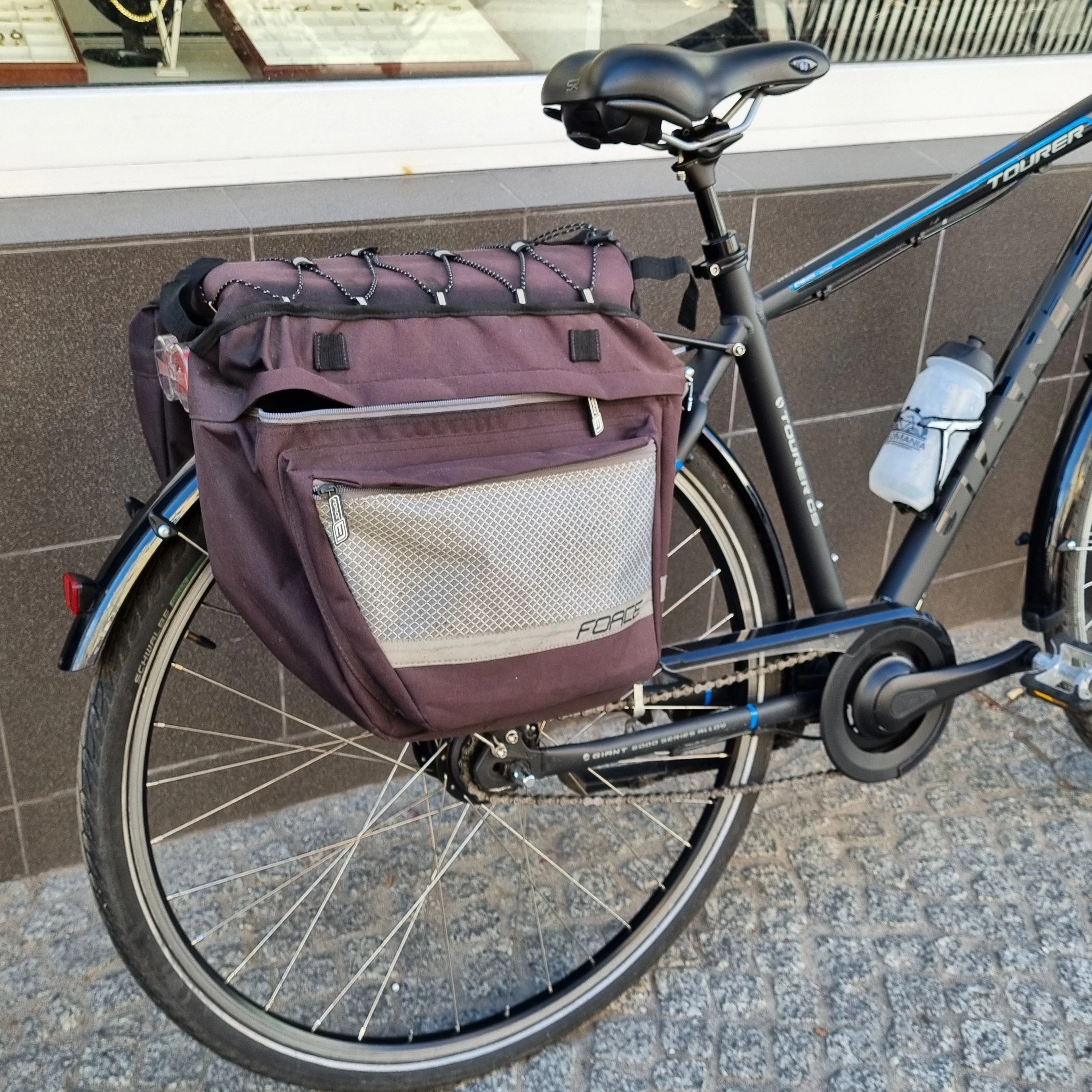 rower-trekkingowy-giant-tourer-cs1-kola-28-amortyzacja-129291-1