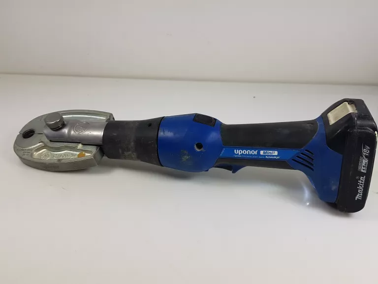 zaciskarka-klauke-uponor-mini-2-4-szczeki-2bat-i-ladowarka-w-walizce-product-id-0fccbf21-a26e-4009-b959-f210199e40b4