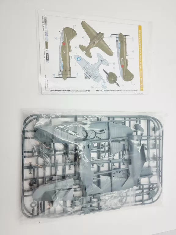 MODEL EDUARD 8148 1:48 I-16 TYPE 10