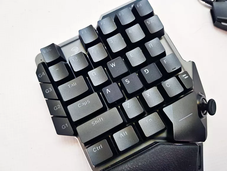 ZESTAW MYSZ + KLAWIATURA COBRA DK02 DEDYKOWANY DO XBOX